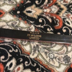 RealHer Eye Am Glowing Shadow Stick Rose Shimmer